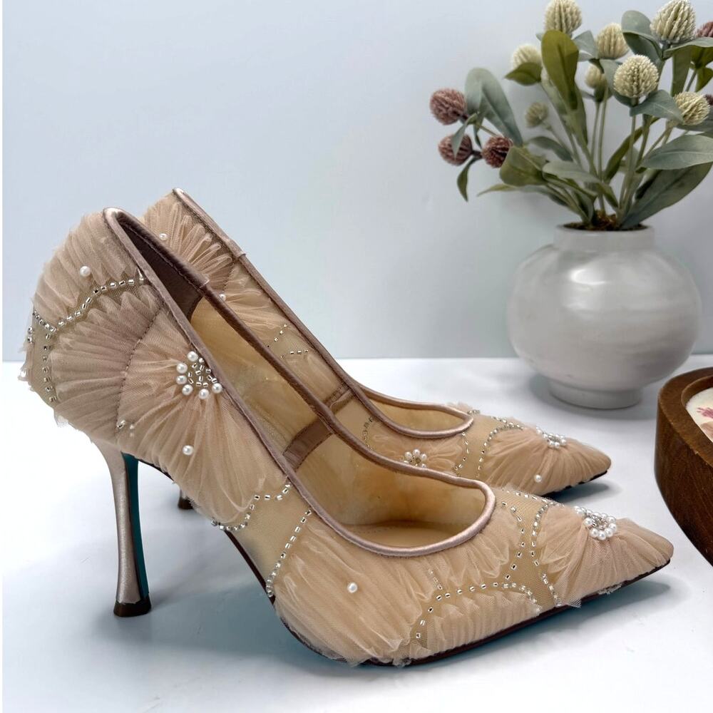 Betsey Johnson Roxie Floral Pearl Bead Pointed Toe Heel Blush Women 10M Tried On - Picture 3 of 10